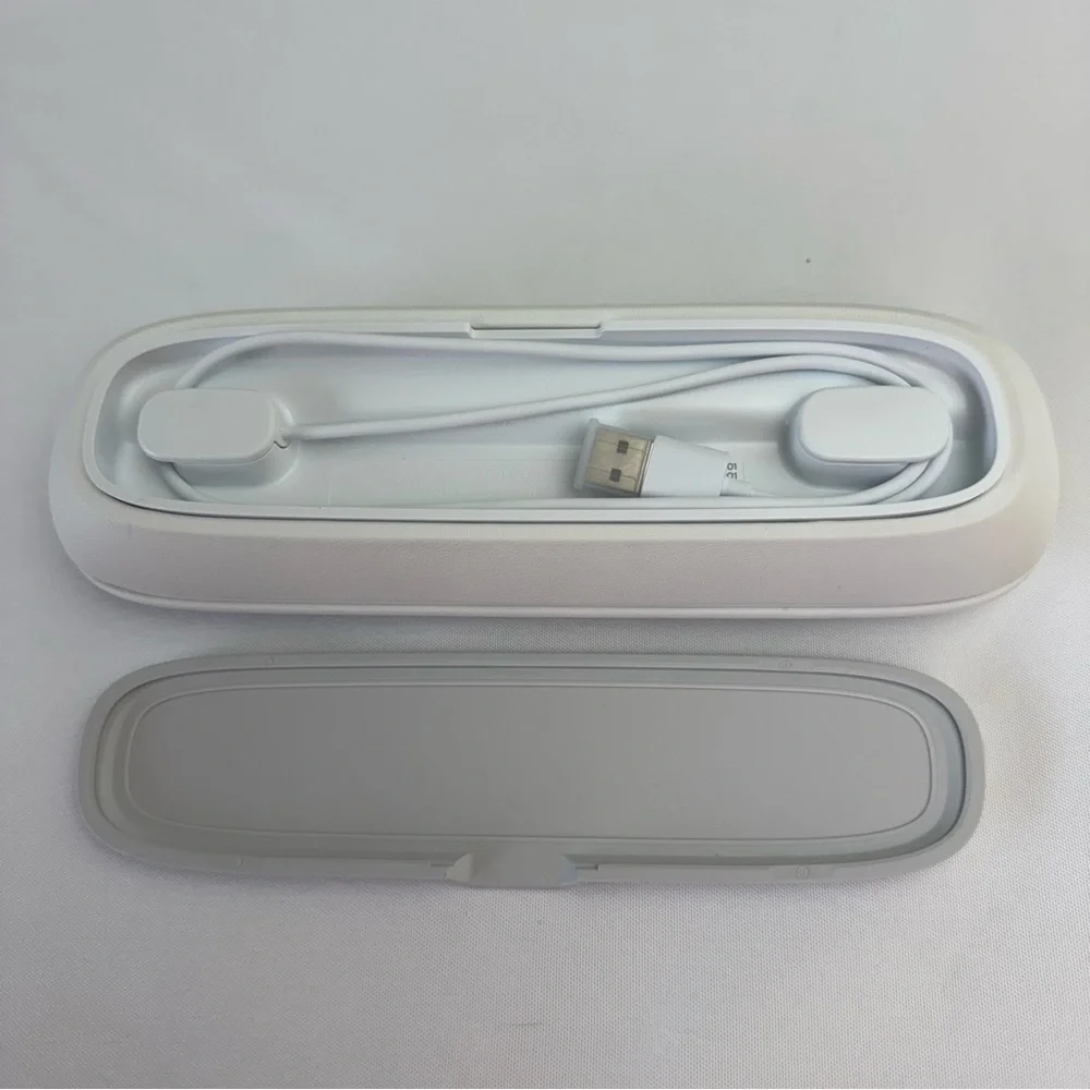 Philips Sonicare DiamondClean Smart USB Travel Charging Case – Model TCA1001.